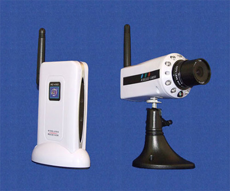 Wireless 2.4GHz CCD Low-Light Camera Set