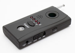 Hidden Camera Detector w/Directional Finder